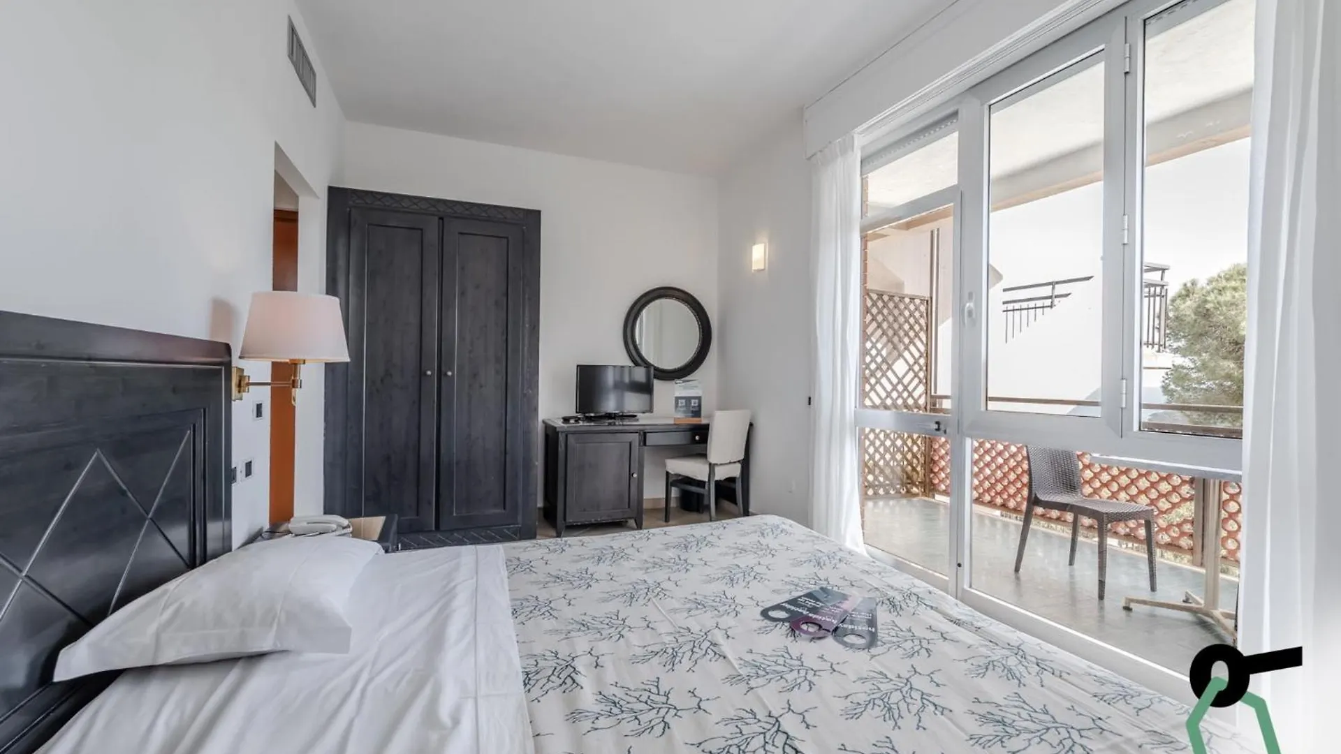 **** Hotel Hotiday Room Collection - Porto Azzurro Capoliveri  Italia